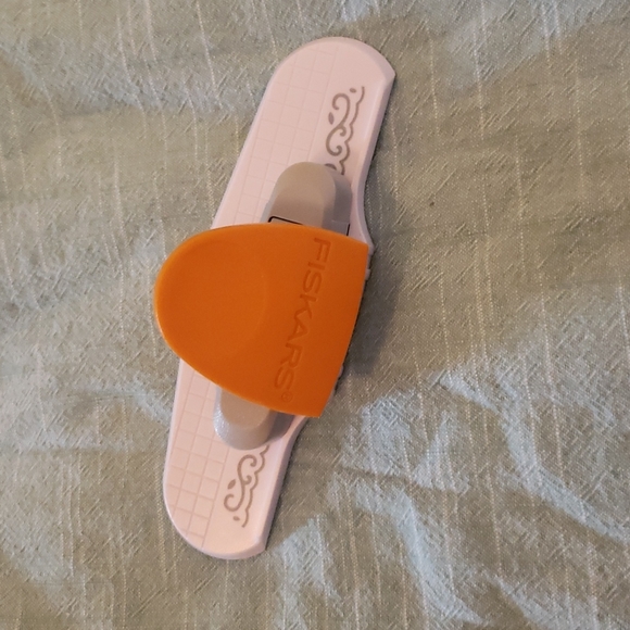 Set of 8 Punches - Picture 2 of 2